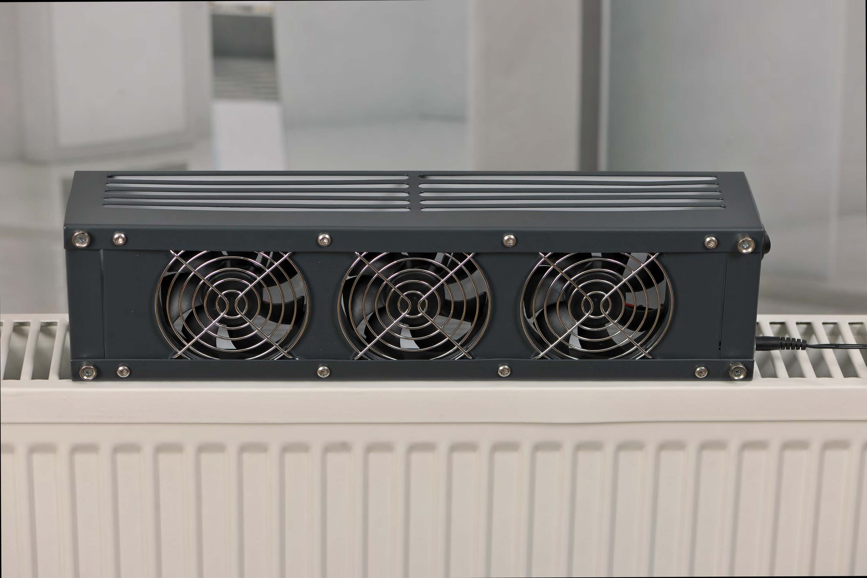 Lumair 30 Heizluftverstärker / Ventilator Anthrazit Lumair 30 Heizluftverstärker / Ventilator Anthrazit
